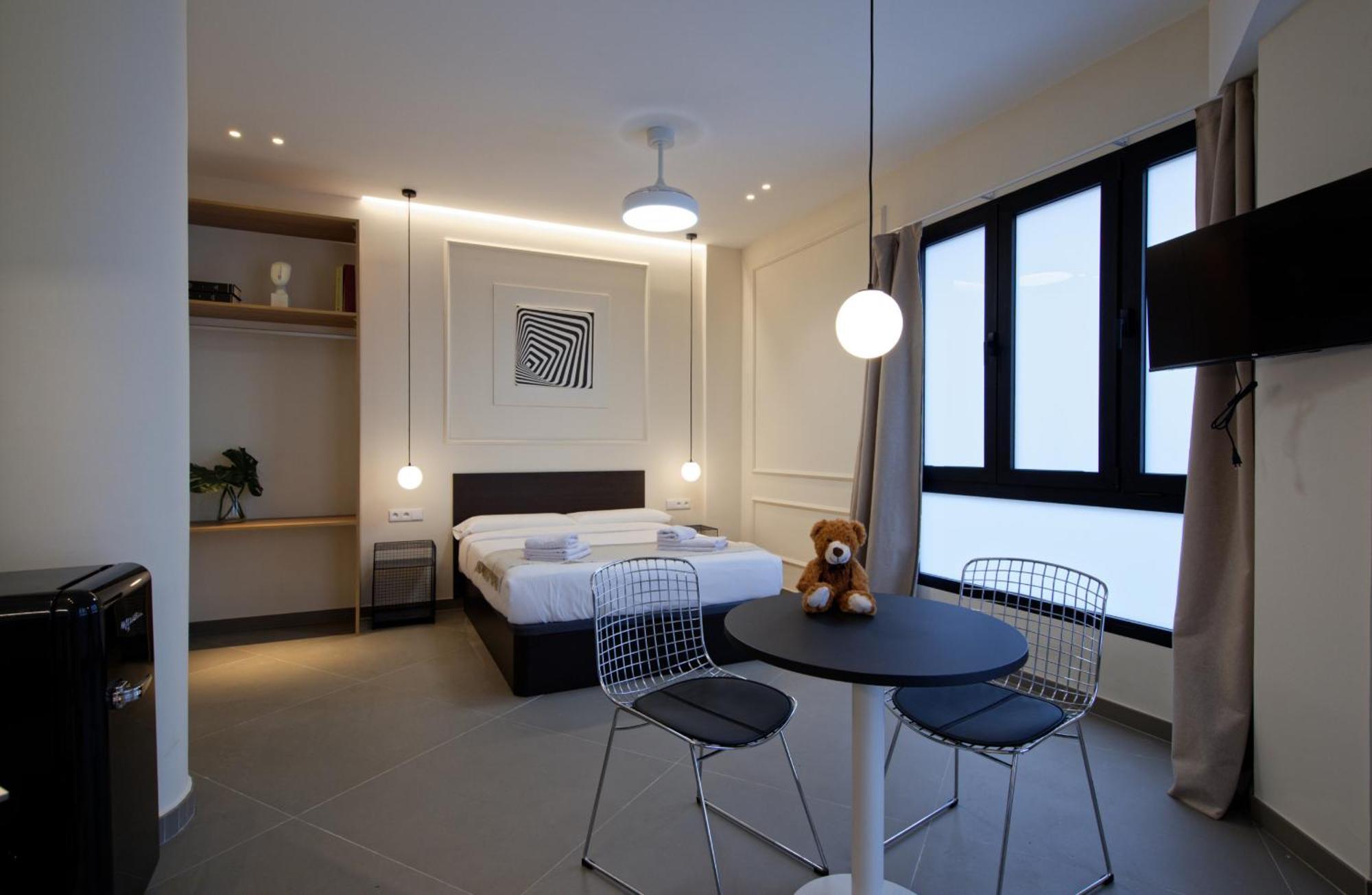 Osito Hub - Llorens Valencia Bagian luar foto
